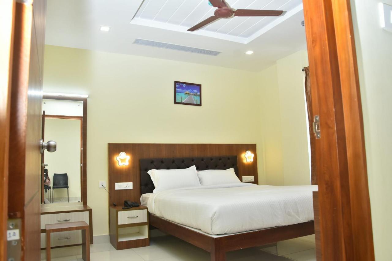 Hotel Le Arul Park Karaikal Exterior foto