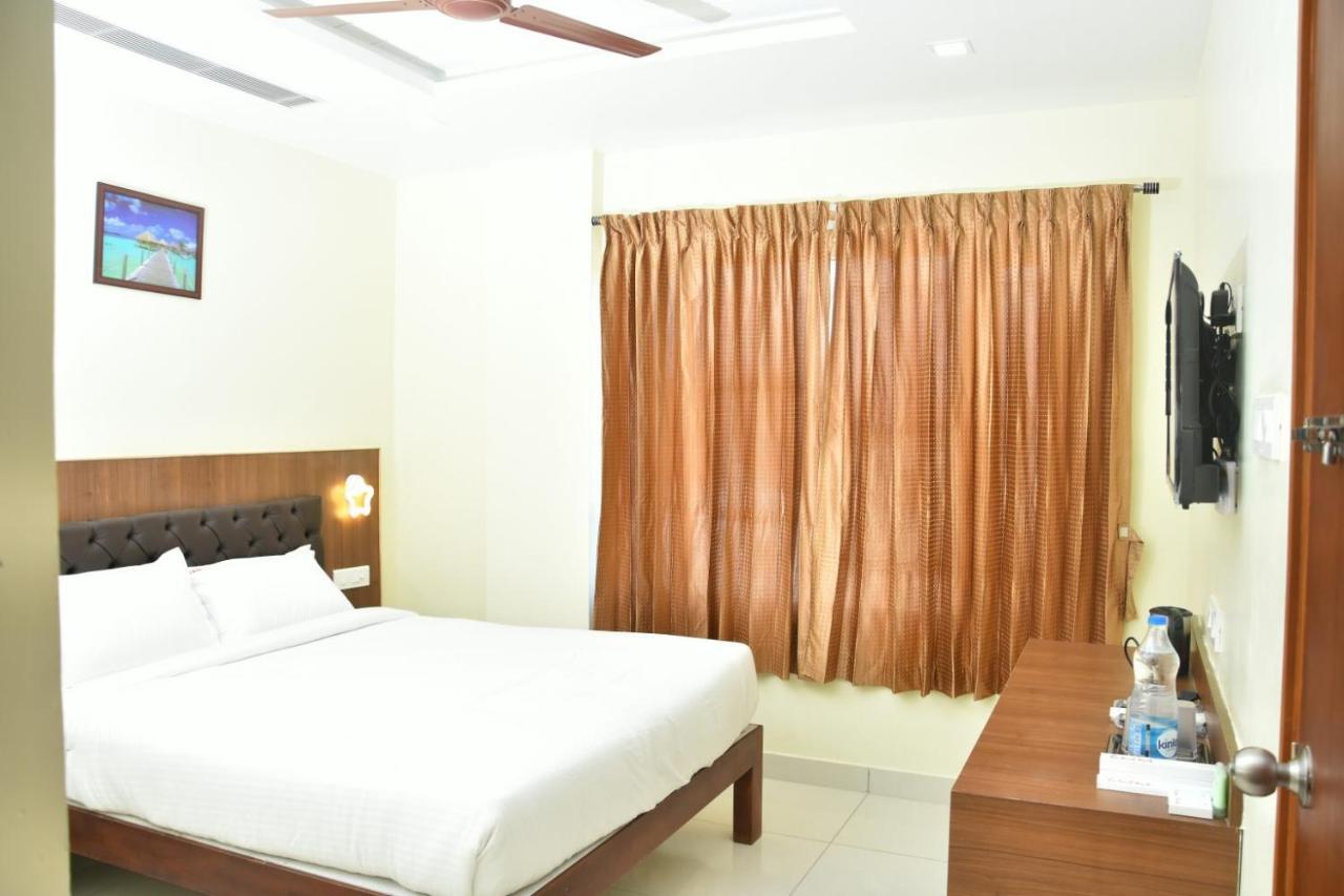 Hotel Le Arul Park Karaikal Exterior foto